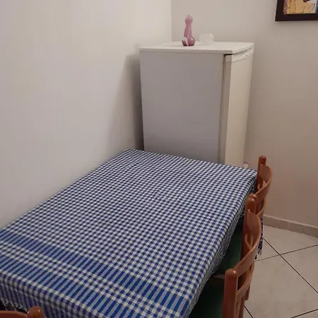 At Lungomare * Vlorë